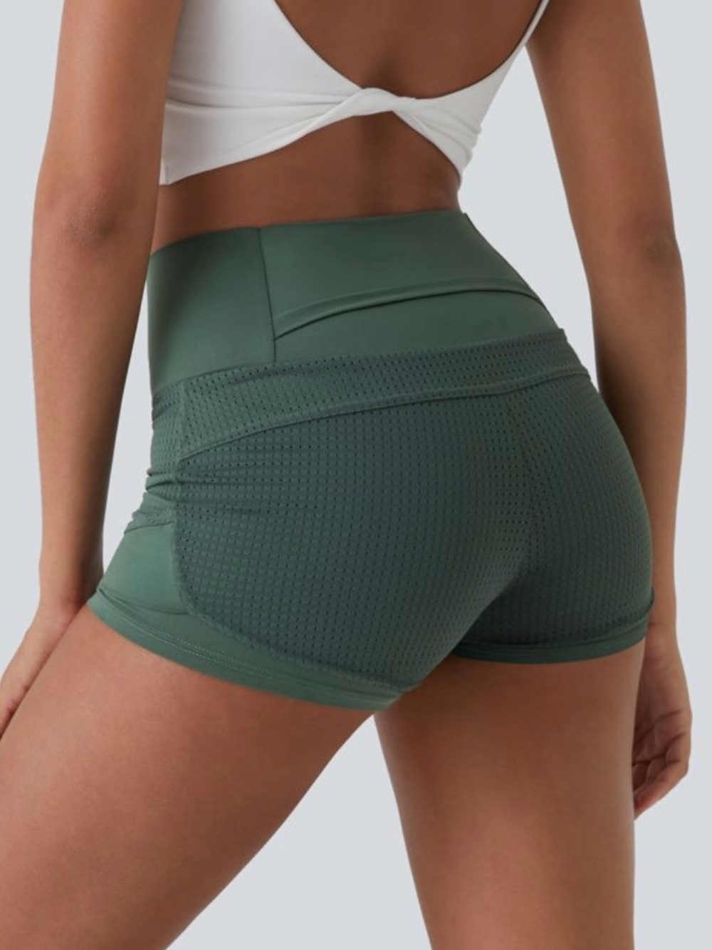 Halara High Waisted Mesh Back Waistband Pocket 2-in-1 Casual Shorts Green NEW L